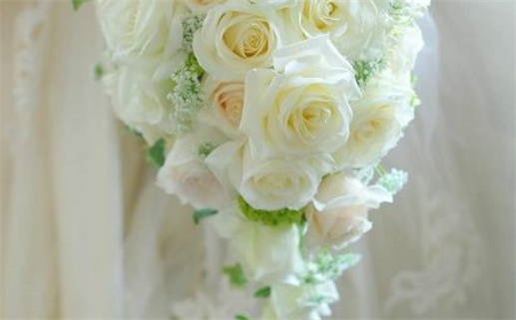 八字算命爱情_八字算命爱情婚姻