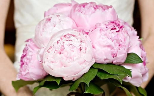 今日2033年01月30日举办婚礼老黄历不适合吗,农历二〇三二年腊月三十结婚日子