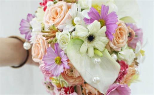 2026年04月17日结婚黄历查询