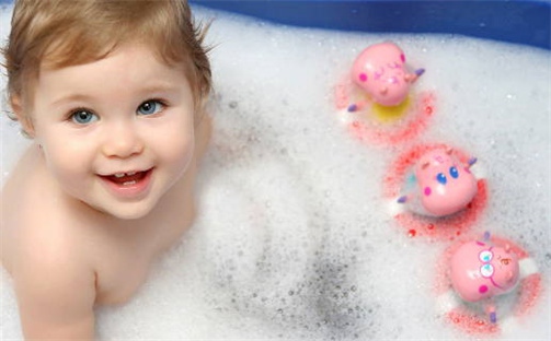 2026年05月04日生辰八字起名：高姓女孩子取什么名字最合适