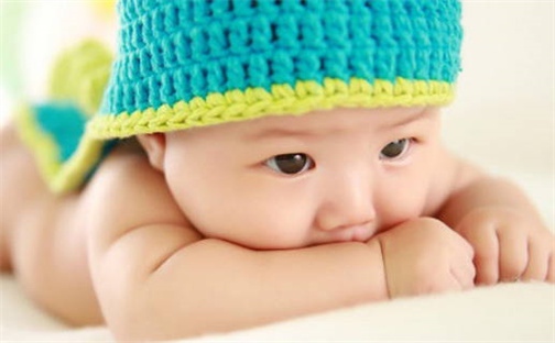 周姓2026年07月04日出生的男孩子取什么名字好？八字五行取名分析