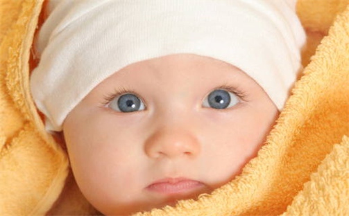 张姓女孩子起名技巧：2026年05月06日生辰八字取名指南