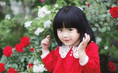 周姓女孩子取名