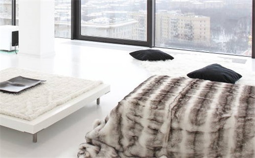 2028年12月18日装修黄历查询